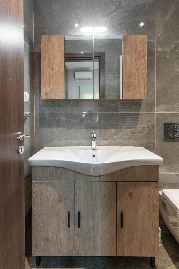 Cosy 2Br Apartment Next To Bars & Restaurants Atenas Exterior foto