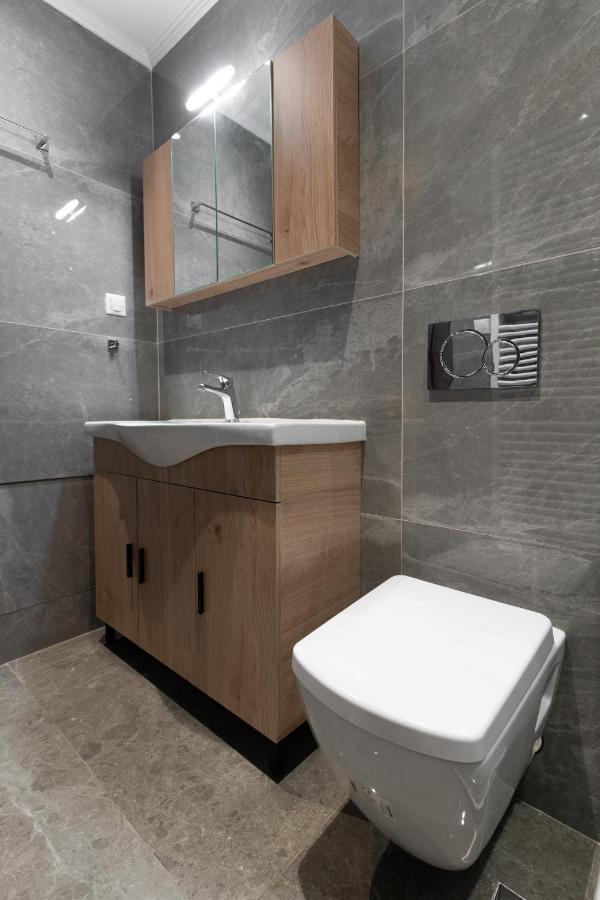 Cosy 2Br Apartment Next To Bars & Restaurants Atenas Exterior foto